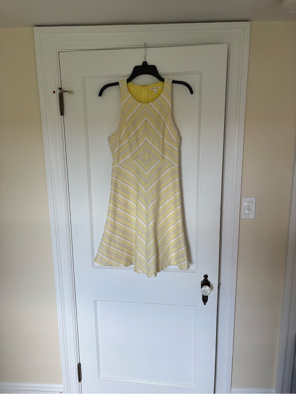 Francesca's Collections Yellow & White Chevron Mini Dress